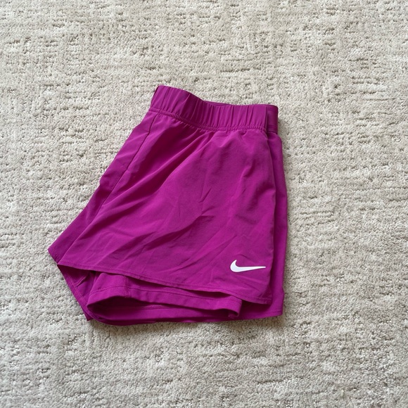 Nike Dri Fit Shorts - Picture 1 of 2